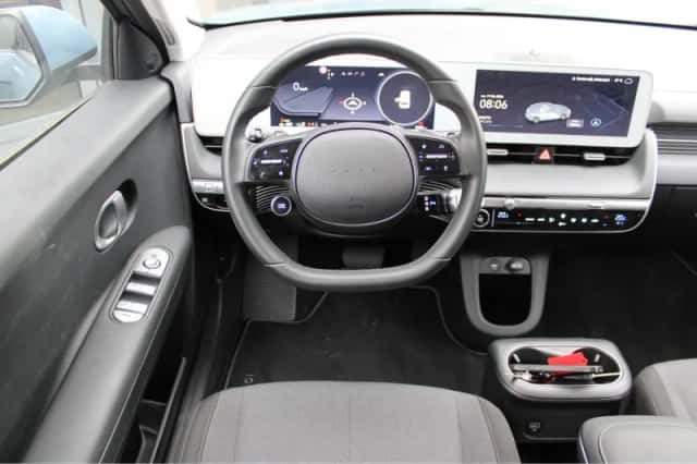 Hyundai Ioniq 5 (2024) thumbnail 3