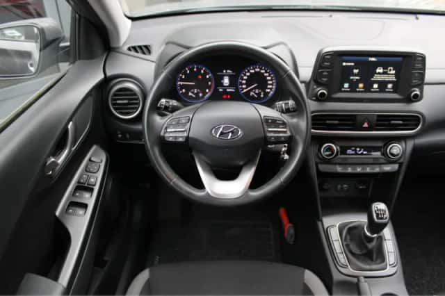 Hyundai Kona (2020) thumbnail 2