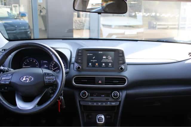 Hyundai Kona (2020) thumbnail 3