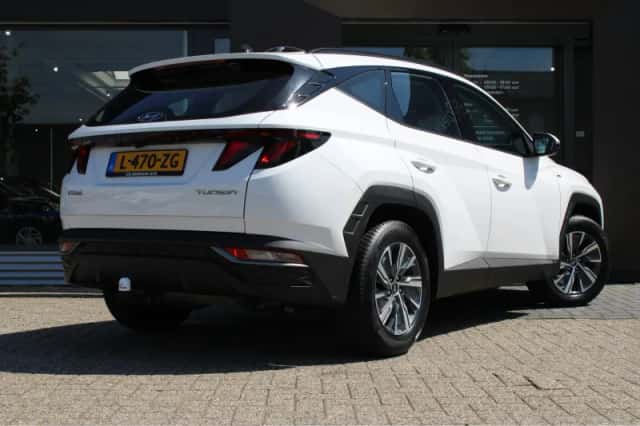 Hyundai Tucson (2021) thumbnail 2