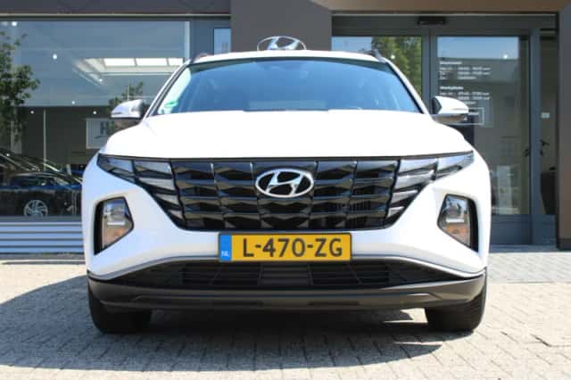 Hyundai Tucson (2021) thumbnail 4