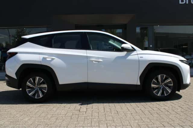 Hyundai Tucson (2021) thumbnail 5