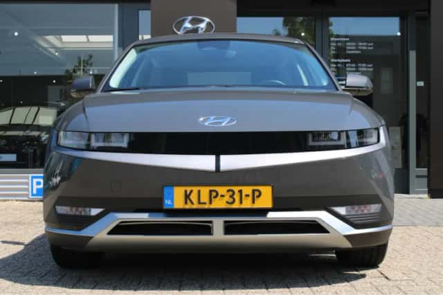 Hyundai Ioniq 5 (2023) thumbnail 6