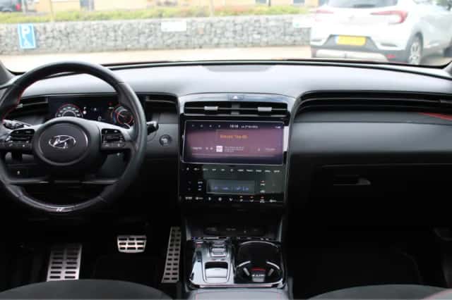 Hyundai Tucson (2023) thumbnail 3