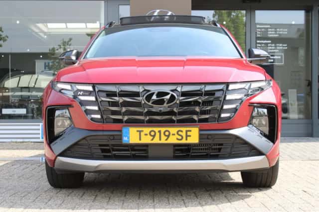 Hyundai Tucson (2023) thumbnail 4