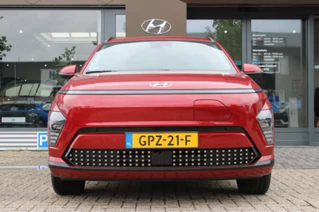 Hyundai Kona Electric (2024) thumbnail 5