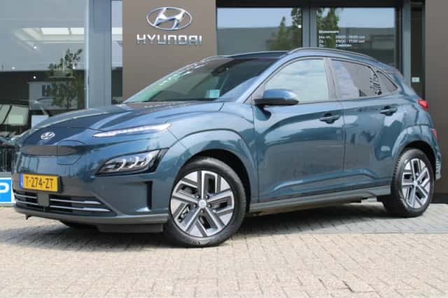 Hyundai Kona (2024) thumbnail 1