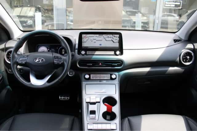 Hyundai Kona (2024) thumbnail 4