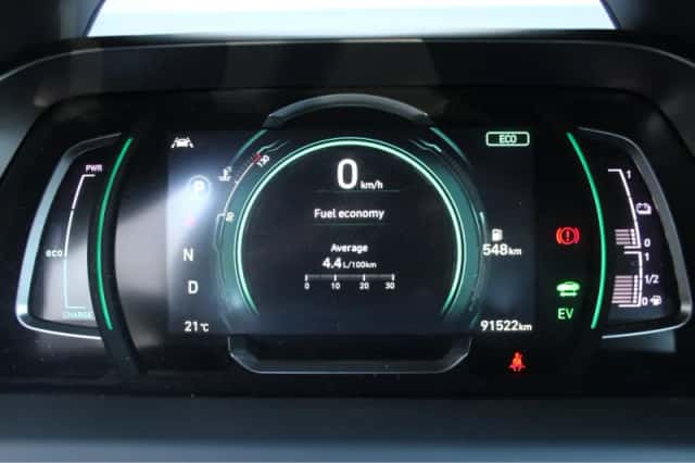 Hyundai Ioniq (2022) thumbnail 3