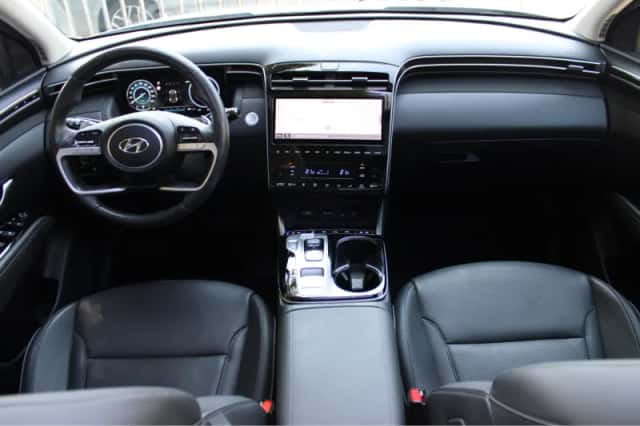 Hyundai Tucson (2021) thumbnail 3