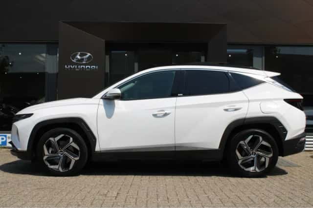 Hyundai Tucson (2021) thumbnail 4
