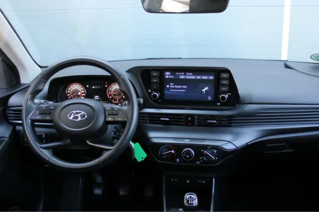 Hyundai i20 (2022) thumbnail 3