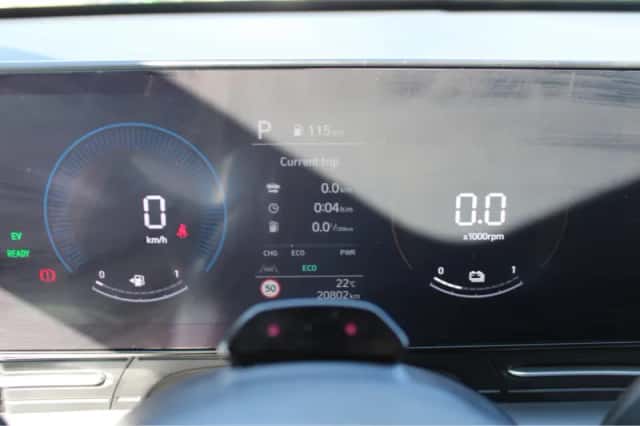Hyundai Kona (2024) thumbnail 6