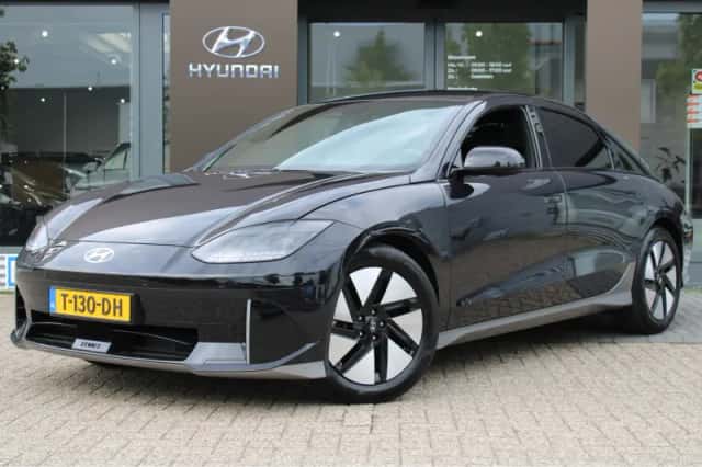 Hyundai Ioniq 6 (2023) thumbnail 1