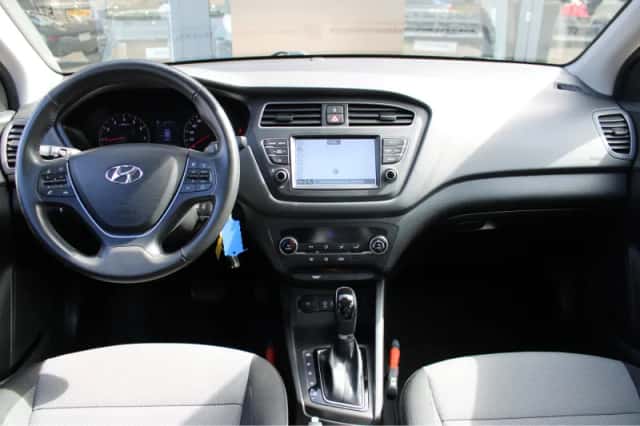 Hyundai i20 (2019) thumbnail 3