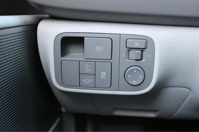 Hyundai Ioniq 6 (2025) thumbnail 25