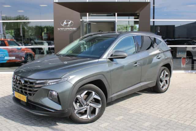 Hyundai Tucson (2023) thumbnail 1