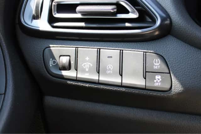 Hyundai i30 (2025) thumbnail 36