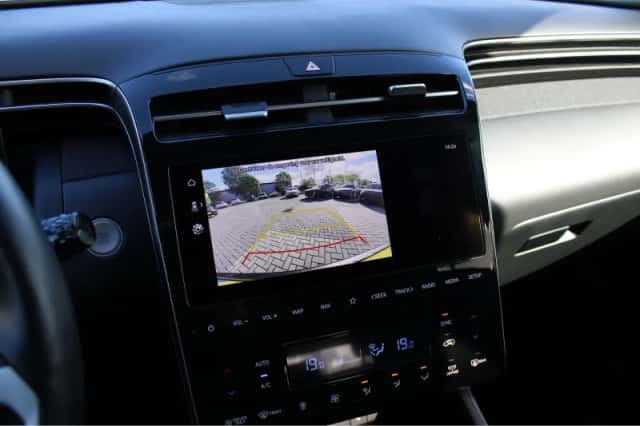 Hyundai Tucson (2023) thumbnail 16