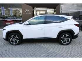 Hyundai Tucson (2023) thumbnail 3