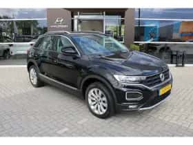 Volkswagen T-Roc (2020) thumbnail 6