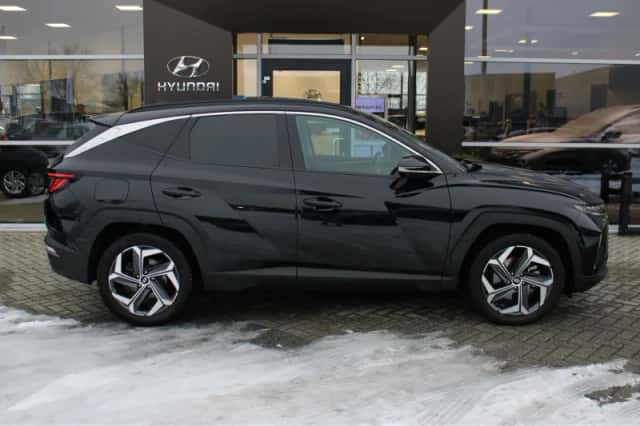 Hyundai Tucson (2024) thumbnail 4