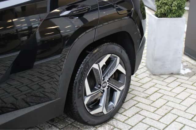 Hyundai Tucson (2024) thumbnail 8