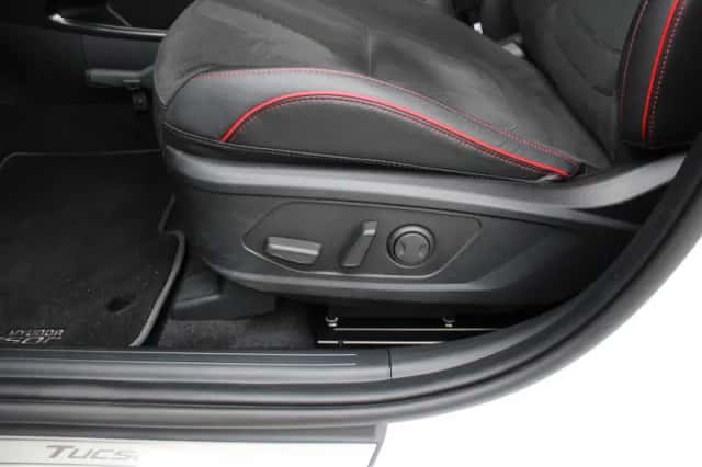 Hyundai Tucson (2024) thumbnail 12