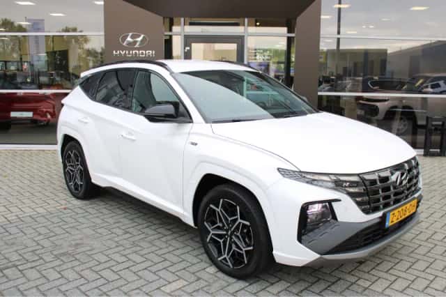Hyundai Tucson (2024) thumbnail 6
