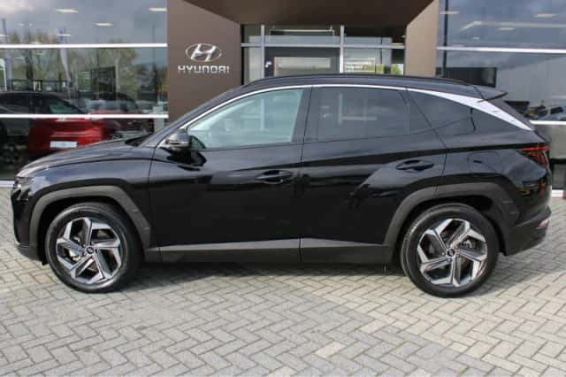 Hyundai Tucson (2024) thumbnail 3