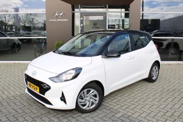 Hyundai i10 (2025) thumbnail 1