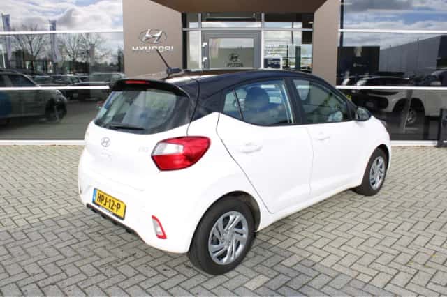 Hyundai i10 (2025) thumbnail 2
