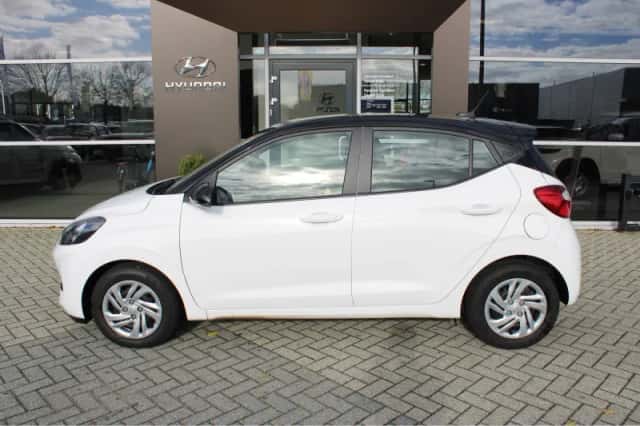 Hyundai i10 (2025) thumbnail 3