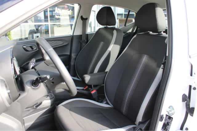 Hyundai i10 (2025) thumbnail 9