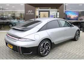 Hyundai Ioniq 6 (2024) thumbnail 2