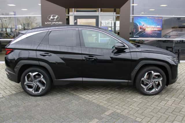 Hyundai Tucson (2024) thumbnail 4