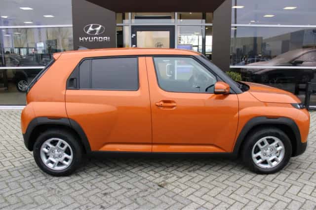 Hyundai INSTER (2025) thumbnail 4