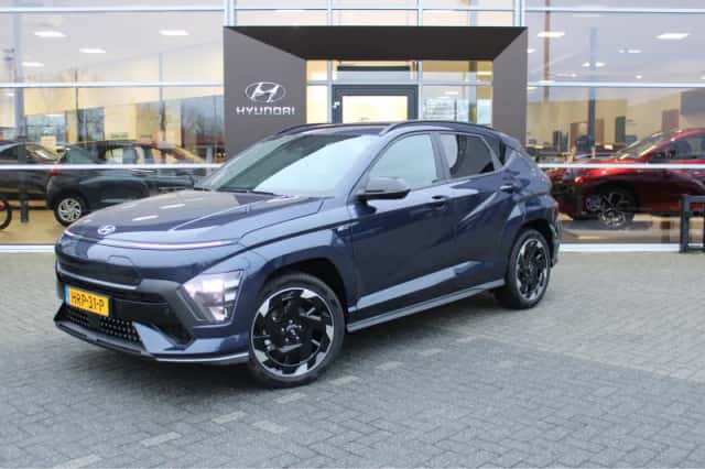 Hyundai Kona Electric (2025) thumbnail 1