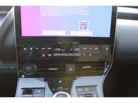 Subaru Solterra (2023) thumbnail 18