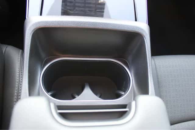 Subaru Solterra (2023) thumbnail 21