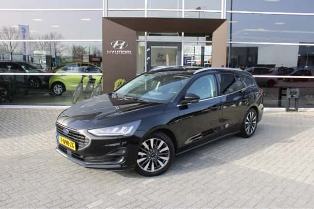 Ford Focus (2023) thumbnail 1