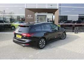 Ford Focus (2023) thumbnail 2