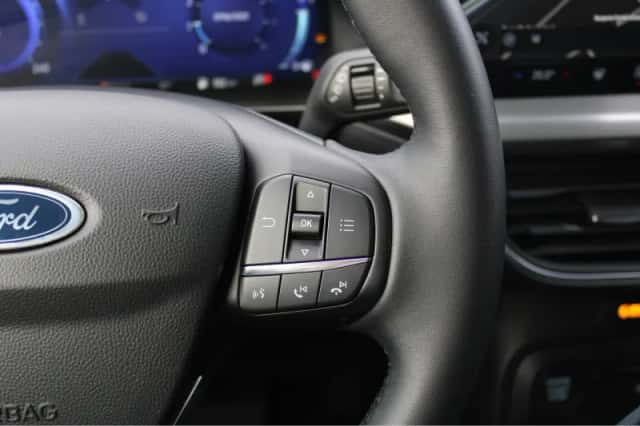 Ford Focus (2023) thumbnail 19