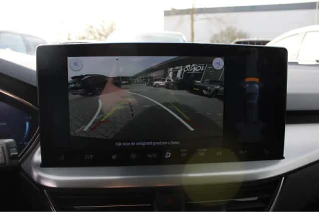 Ford Focus (2023) thumbnail 22