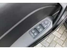 Renault Captur (2023) thumbnail 8
