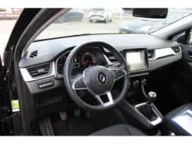 Renault Captur (2023) thumbnail 9
