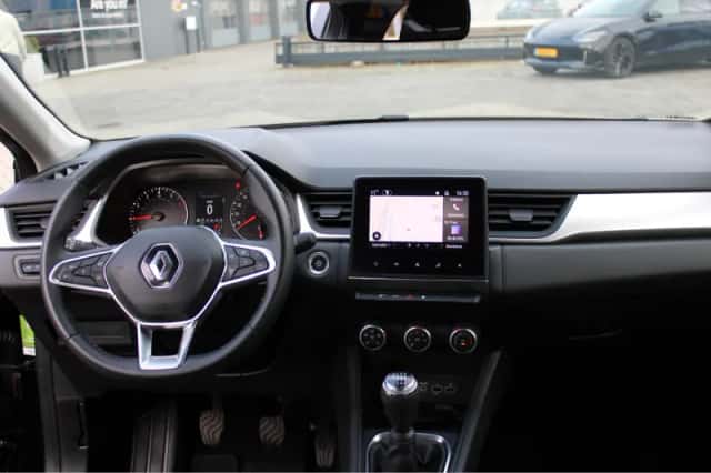 Renault Captur (2023) thumbnail 10