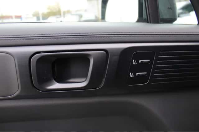 Hyundai Santa Fe (2026) thumbnail 13
