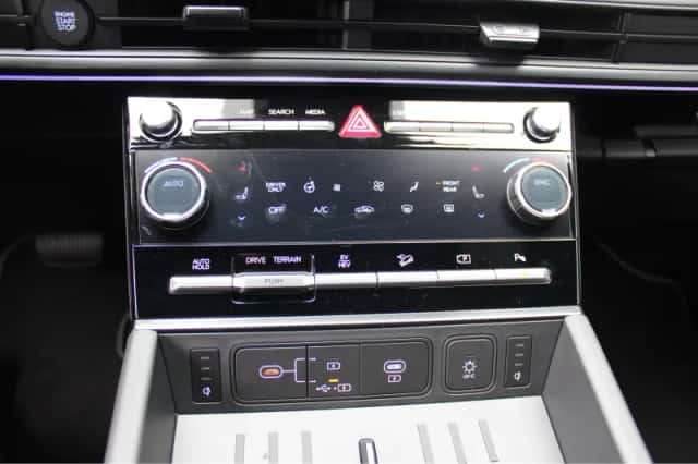 Hyundai Santa Fe (2026) thumbnail 31