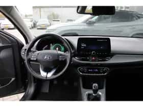 Hyundai i30 (2022) thumbnail 14